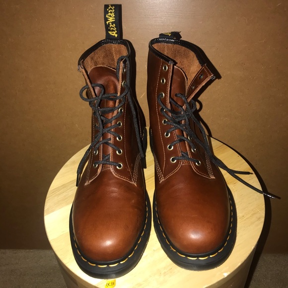 Dr. Martens 1460 8-Eye Boot - Picture 2 of 8